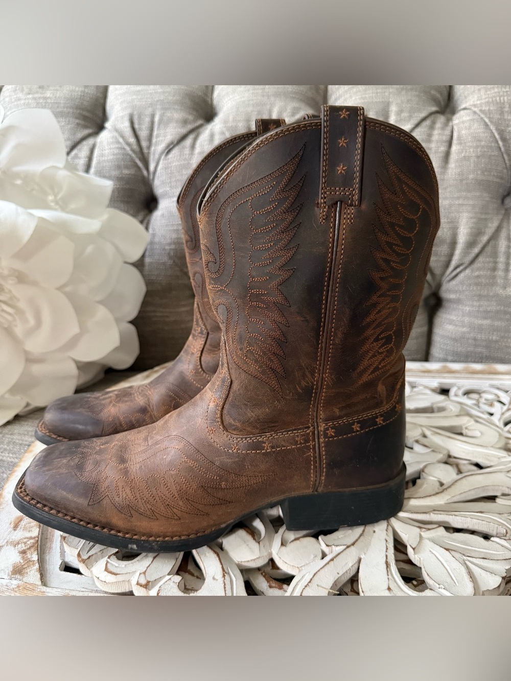 Ariat Distressed Brown Leather Western Boots Women’s 6